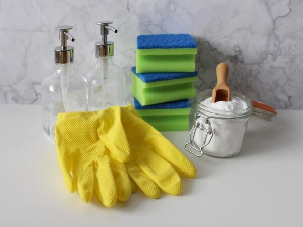 Tips for Cleaning the House with Natural and Homemade Products